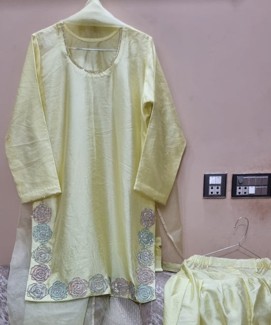 Butter yellow floral farshi set